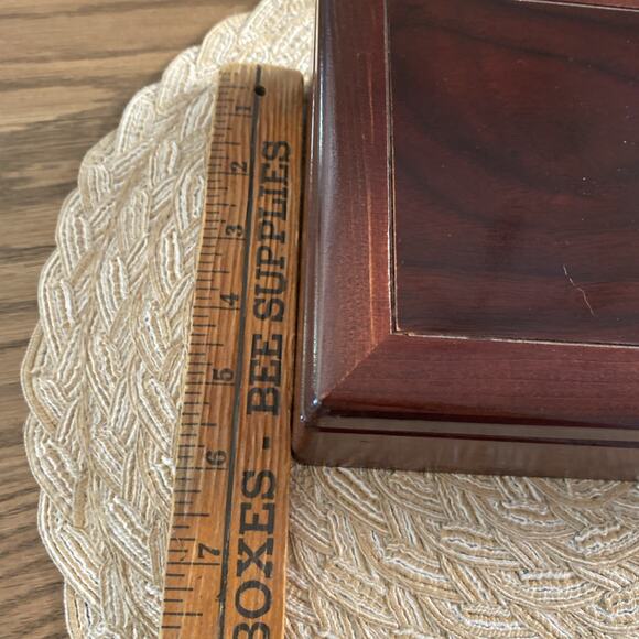 Vintage Midcentury Wood Jewelry Box Gold Duck Detail Butler Box Green Felt Liner - Picture 6 of 8